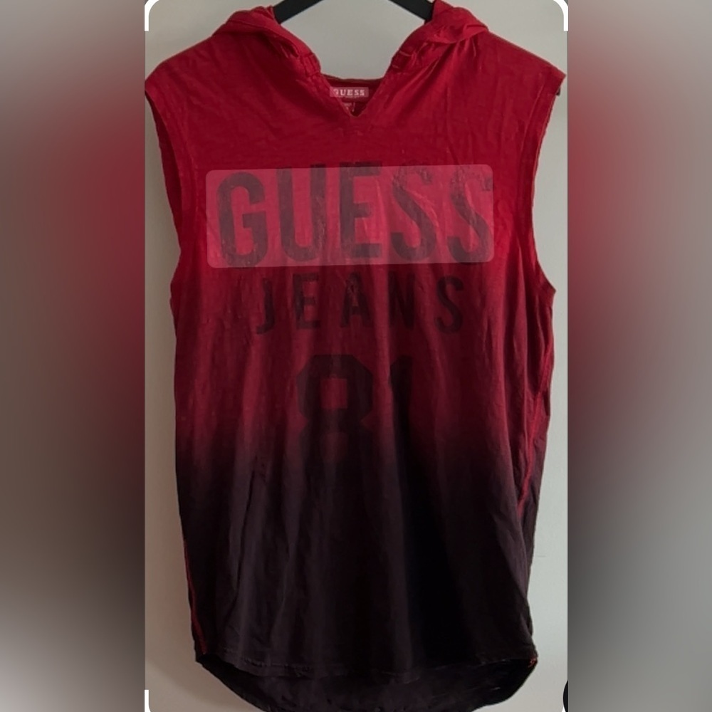Guess Red and Black Hooded No Sleeveless Top excellent conditions